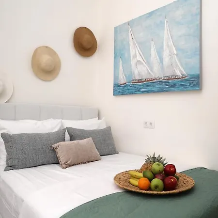 Coco's Luxury Naxos Апартаменты *